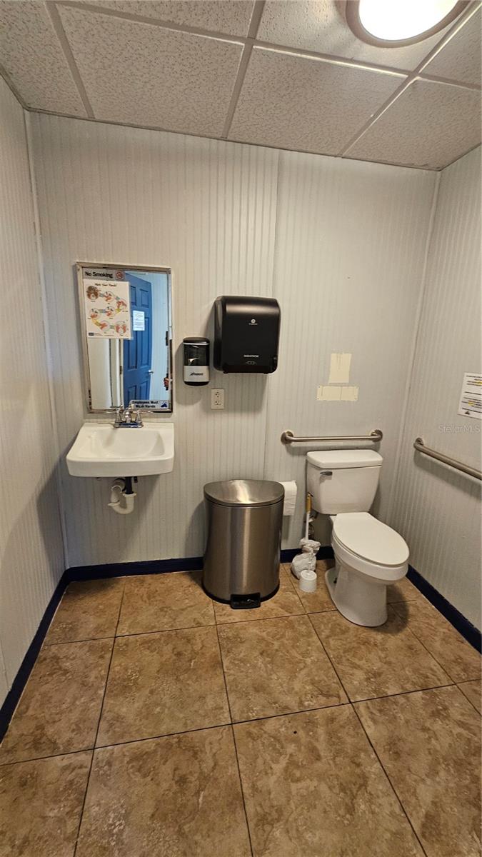 MORTONS ADD - Commercial Sale