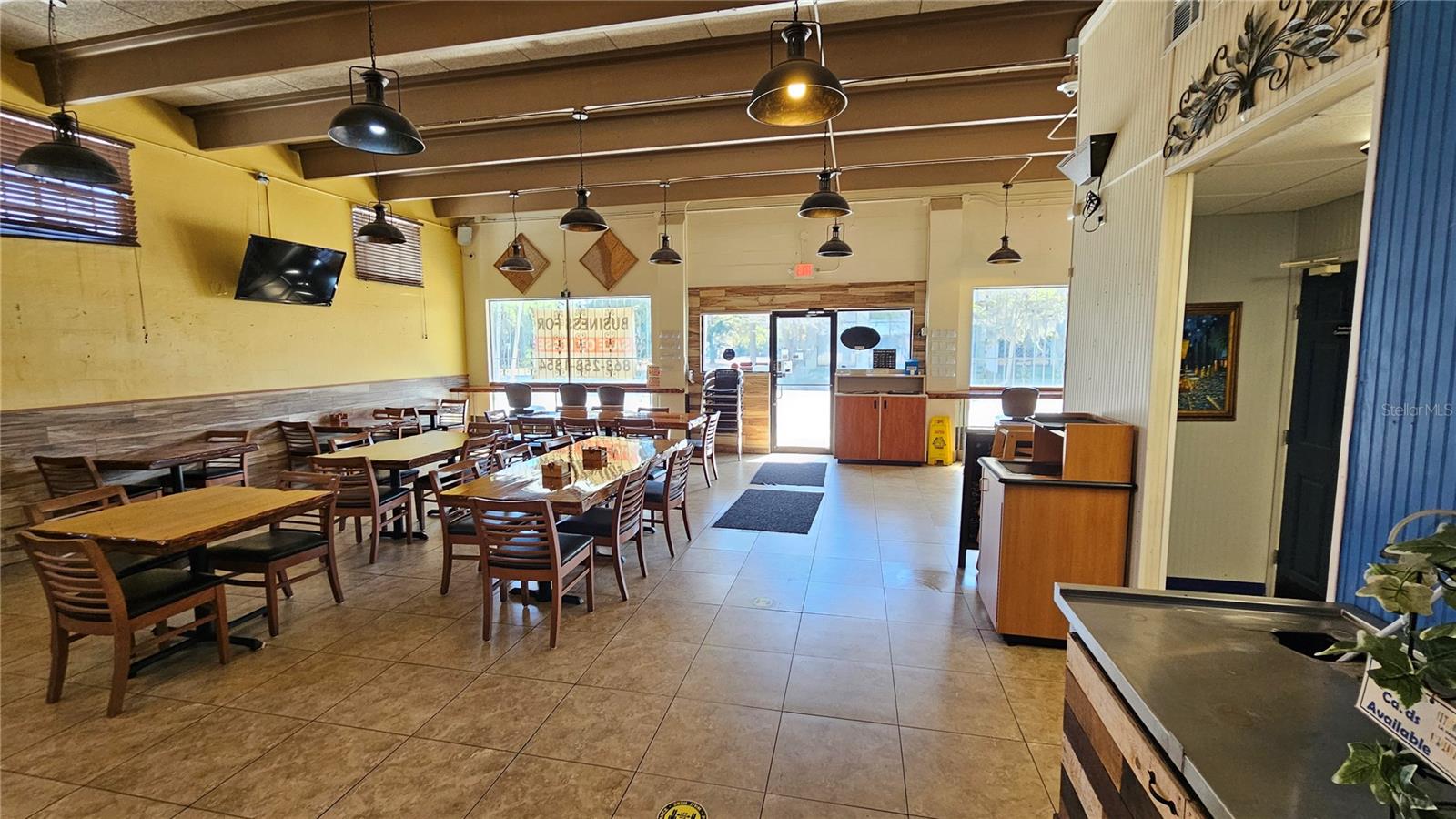 MORTONS ADD - Commercial Sale