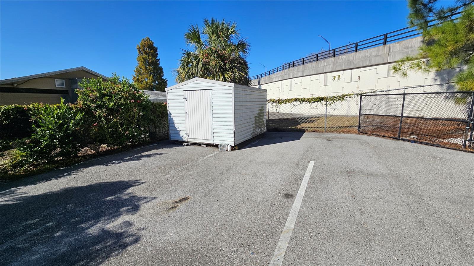 MORTONS ADD - Commercial Sale