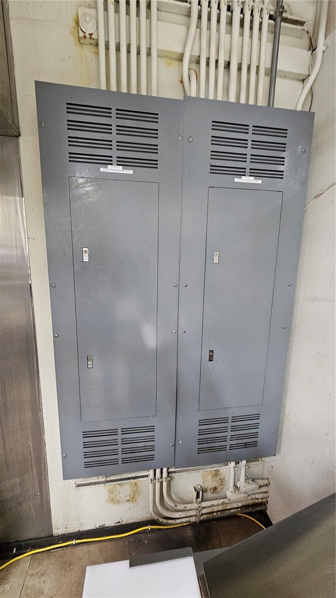 MORTONS ADD - Commercial Sale