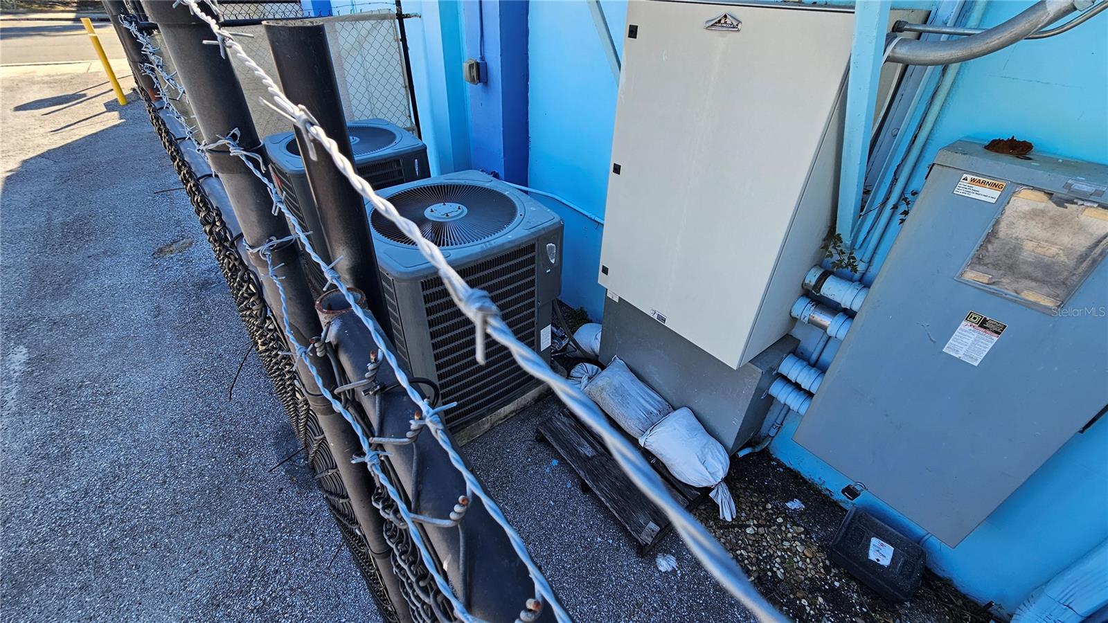 MORTONS ADD - Commercial Sale