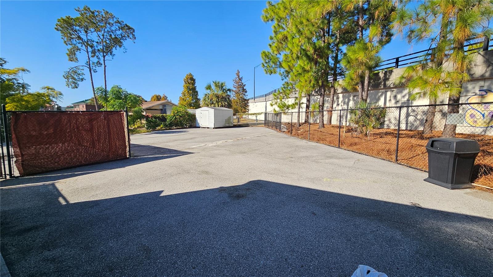 MORTONS ADD - Commercial Sale