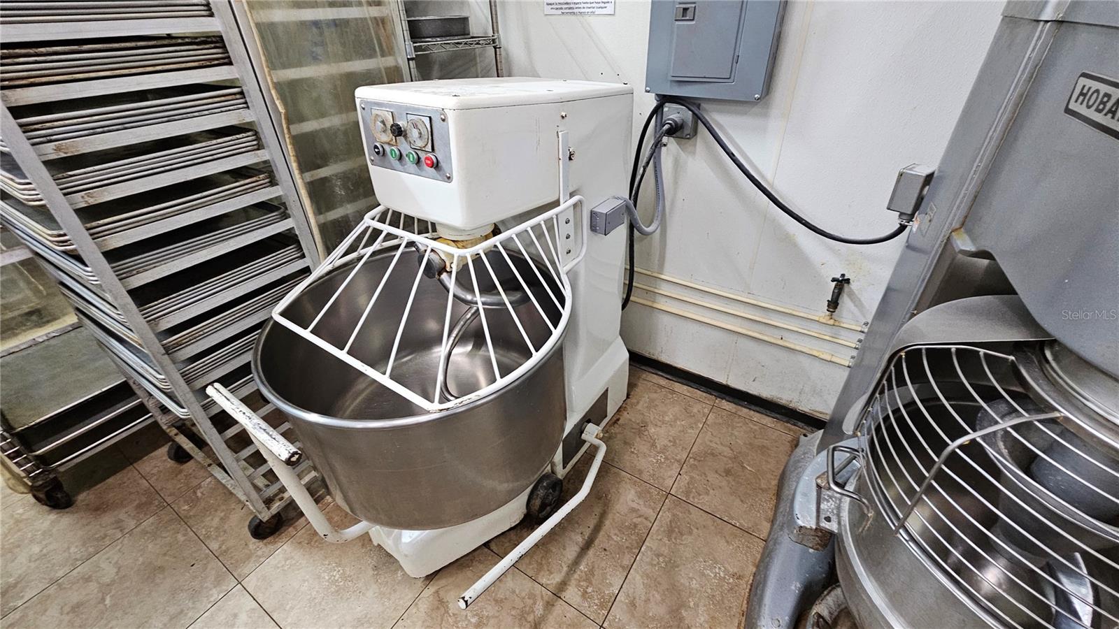 MORTONS ADD - Commercial Sale