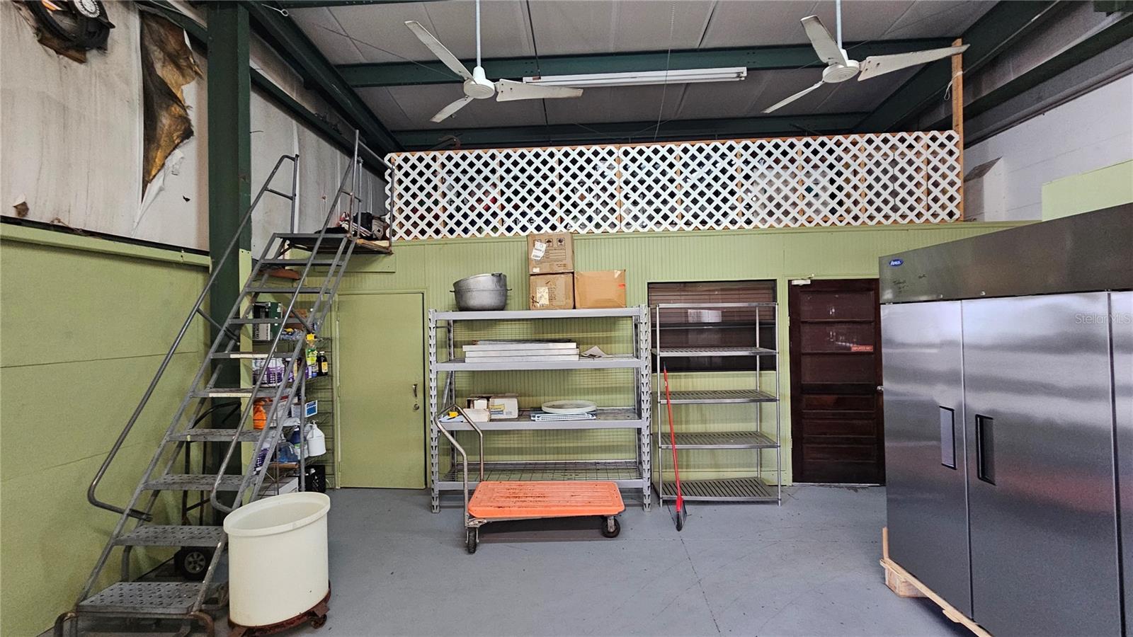 MORTONS ADD - Commercial Sale