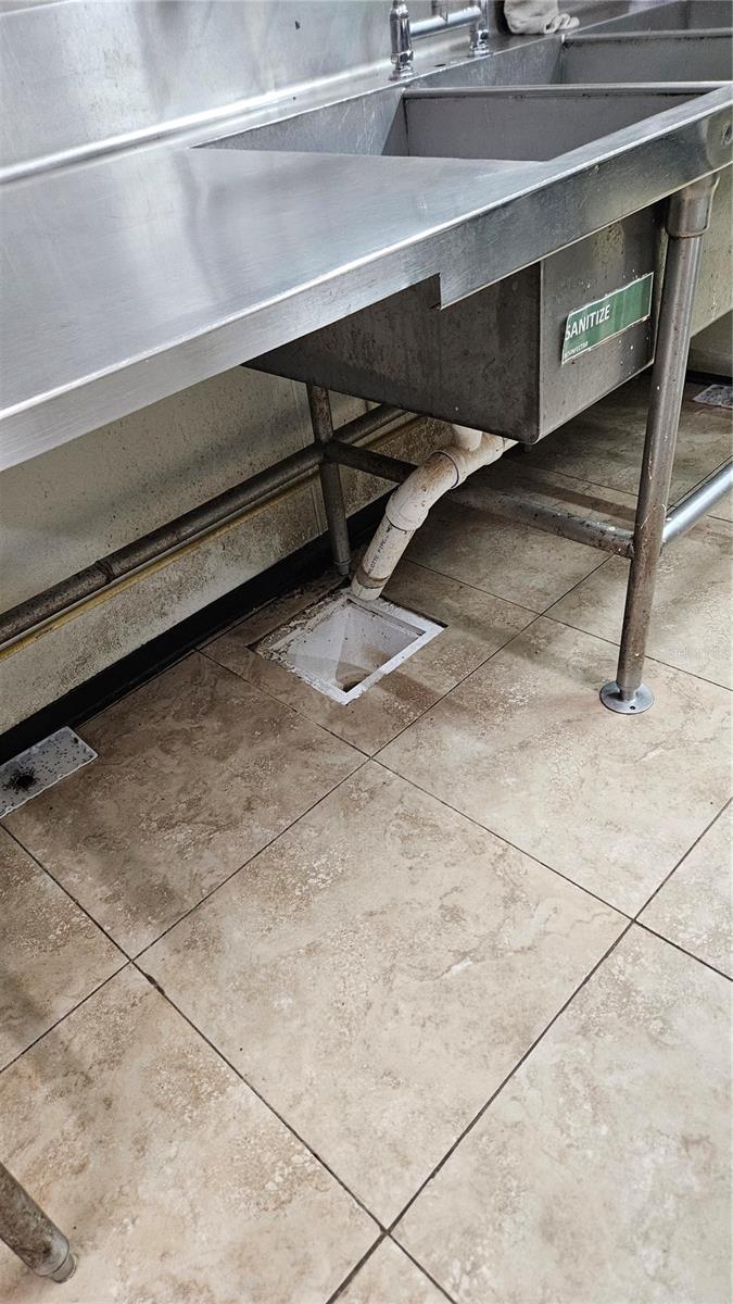 MORTONS ADD - Commercial Sale