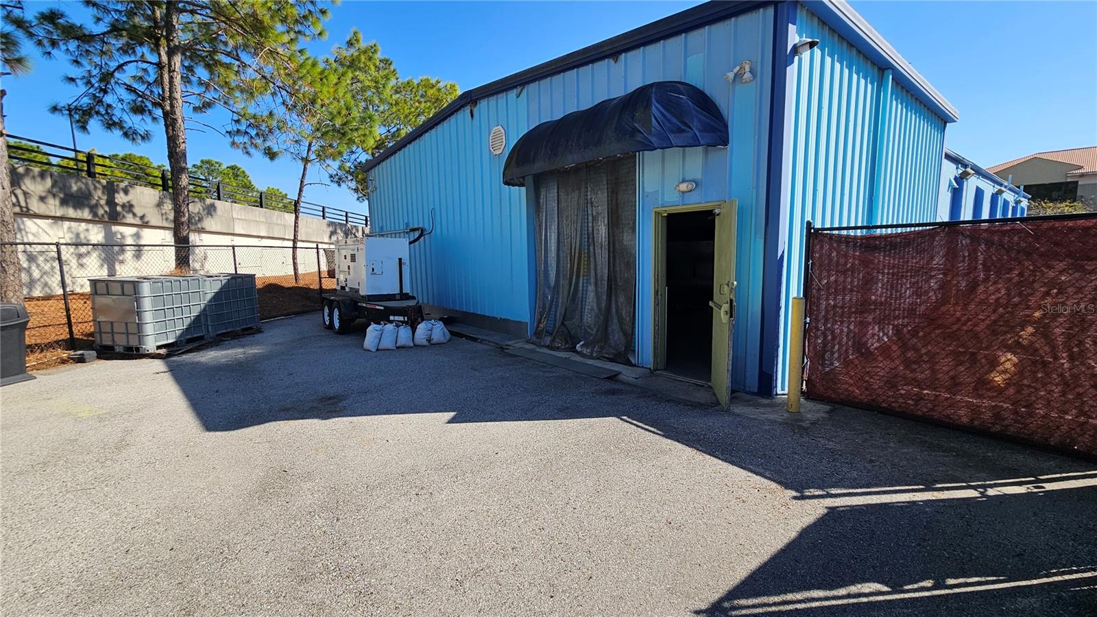 MORTONS ADD - Commercial Sale