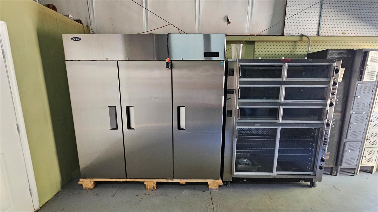 MORTONS ADD - Commercial Sale