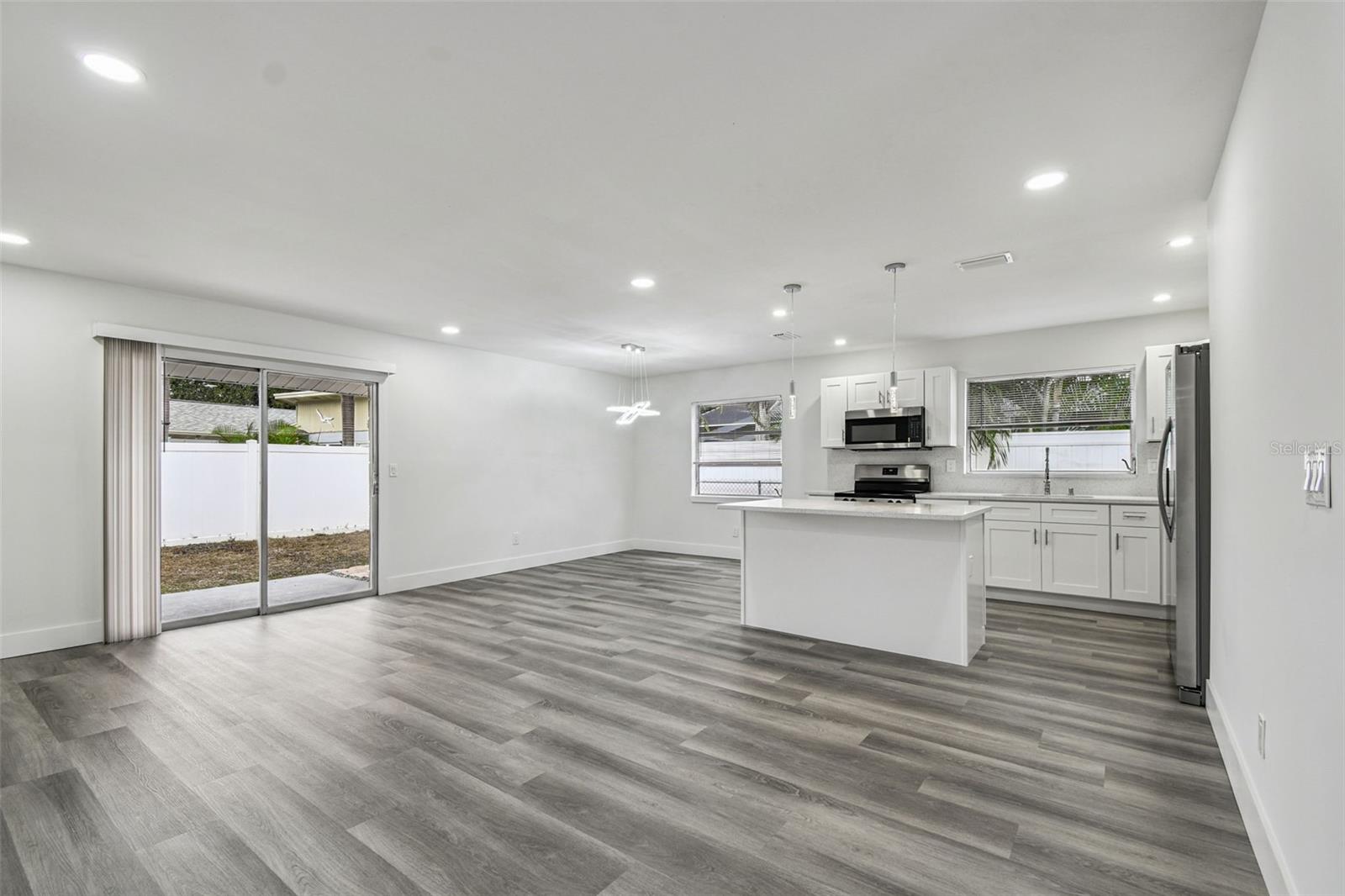 BAY CREST PARK UNIT 10-A - Residential