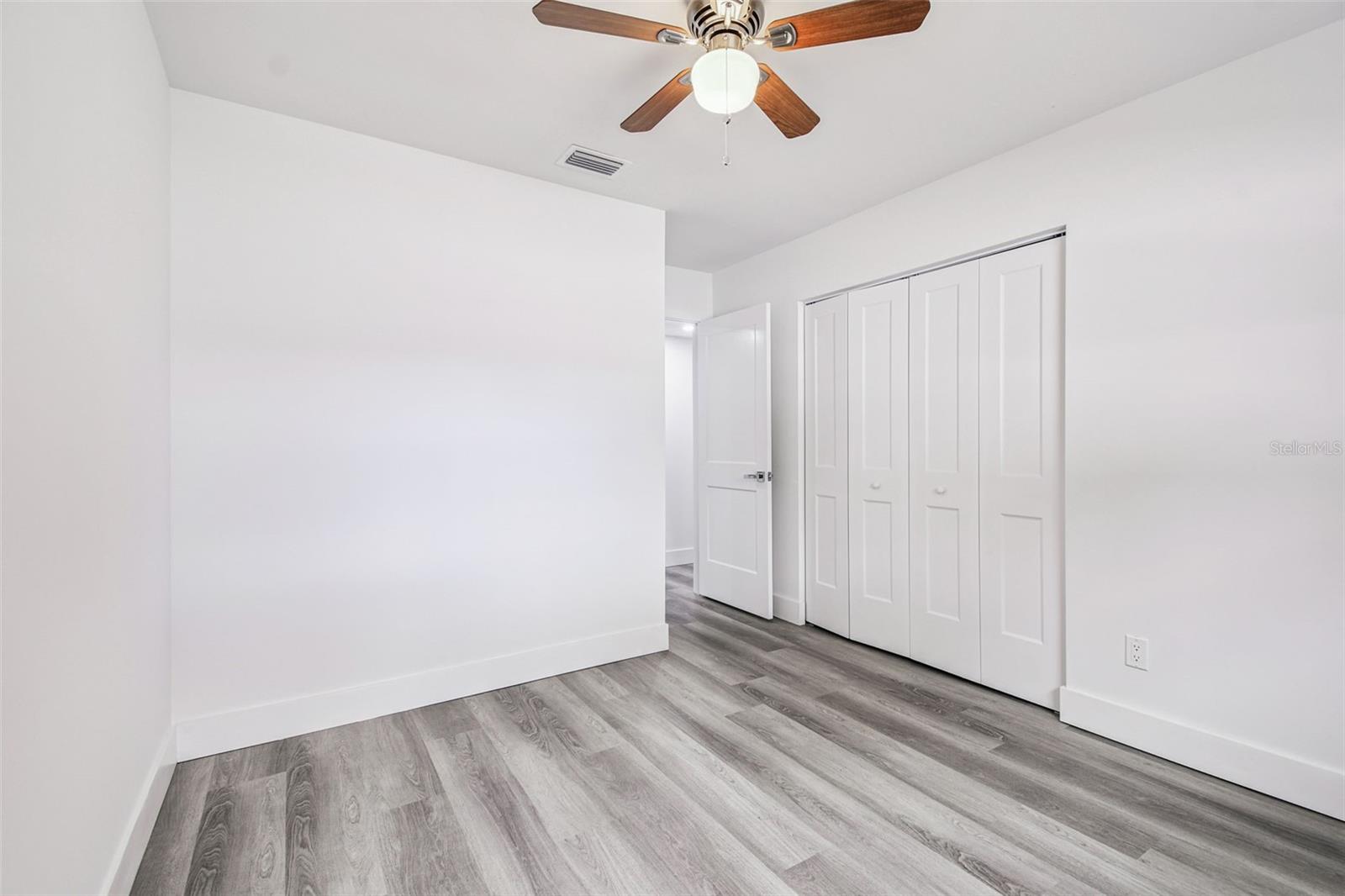 BAY CREST PARK UNIT 10-A - Residential