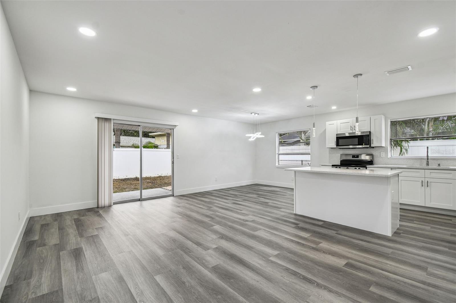 BAY CREST PARK UNIT 10-A - Residential