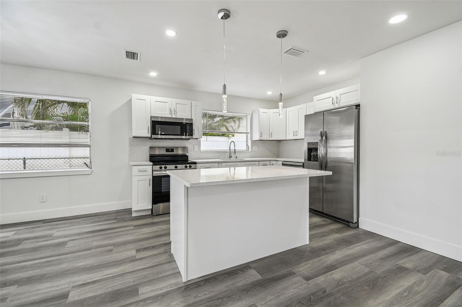 BAY CREST PARK UNIT 10-A - Residential