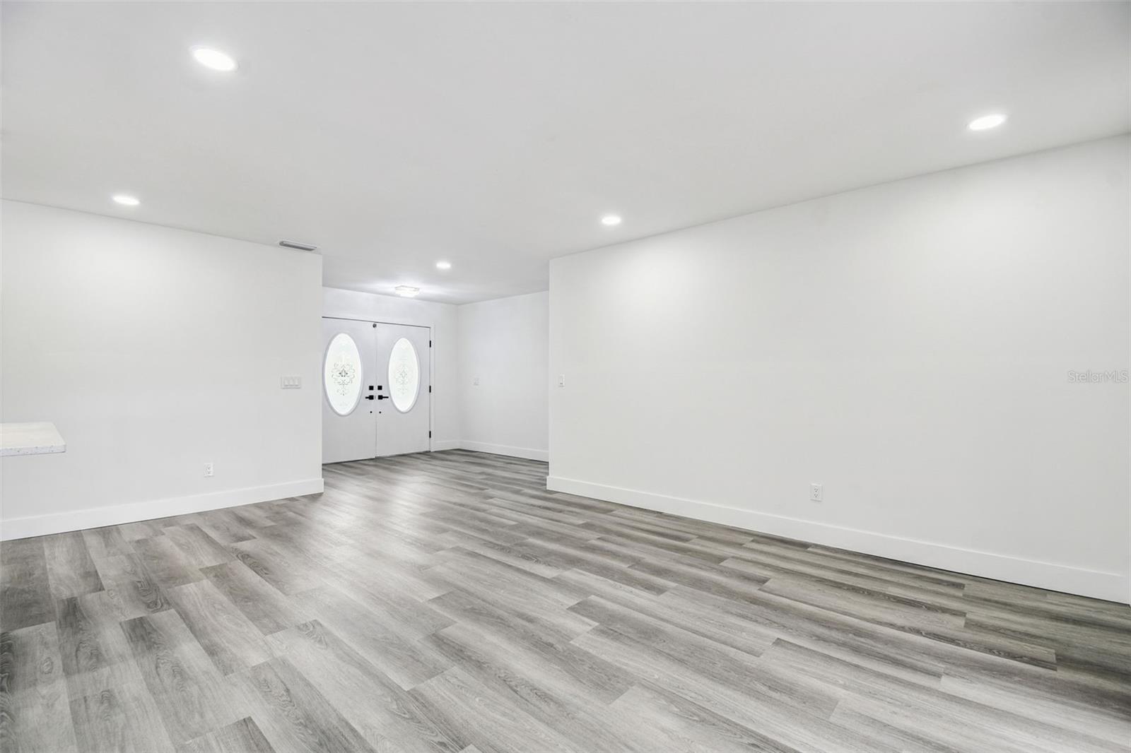 BAY CREST PARK UNIT 10-A - Residential