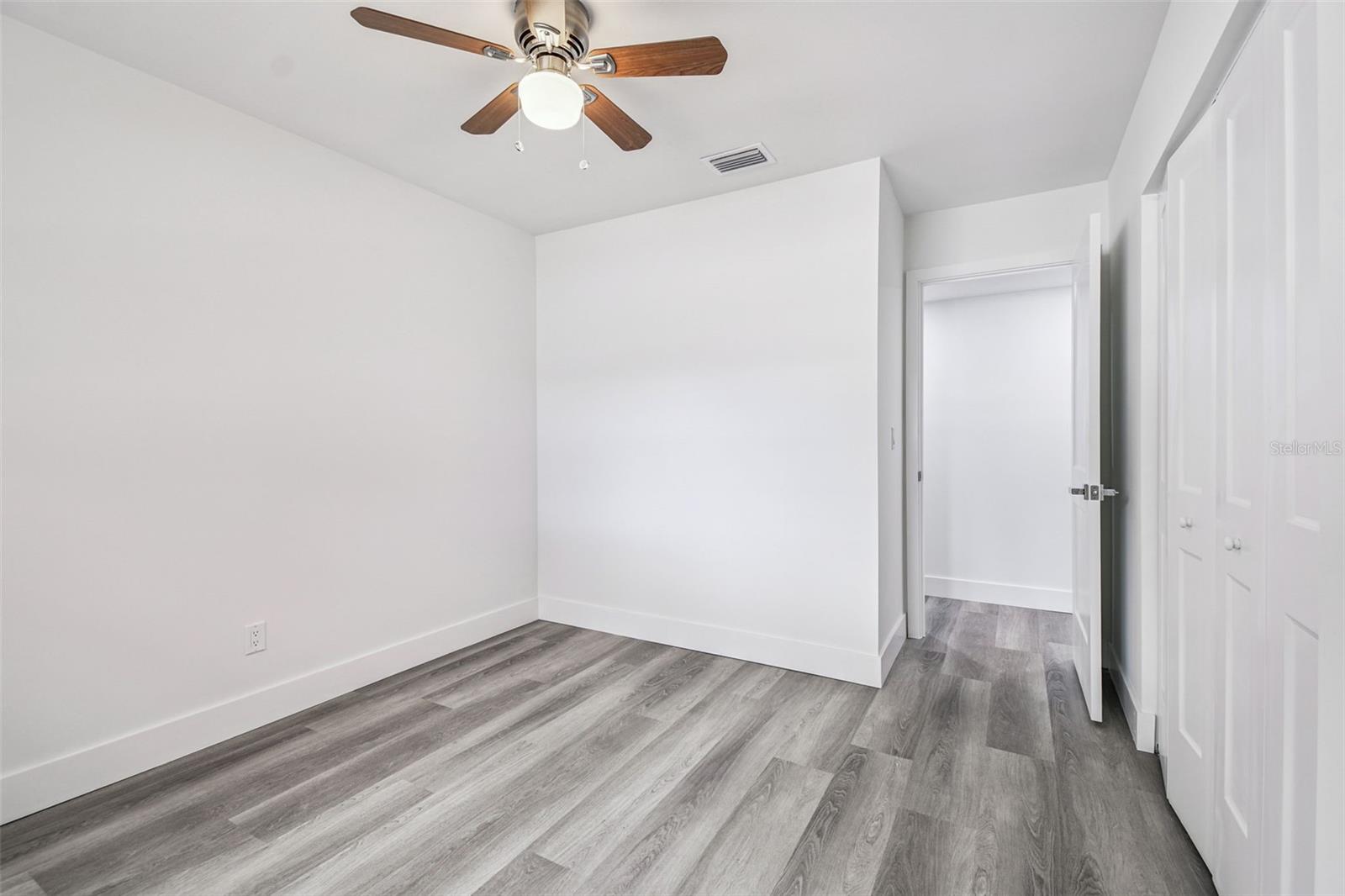 BAY CREST PARK UNIT 10-A - Residential