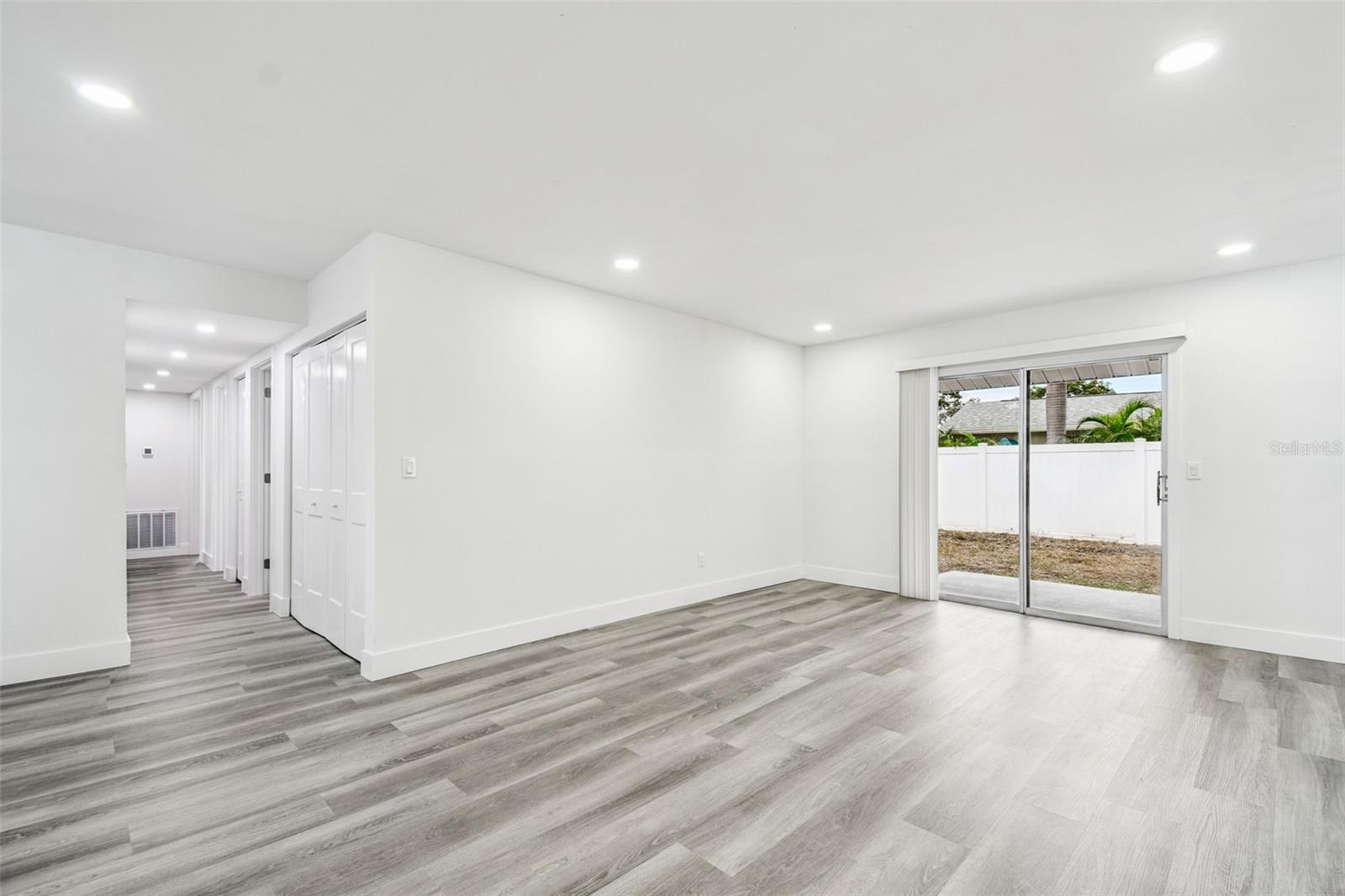 BAY CREST PARK UNIT 10-A - Residential