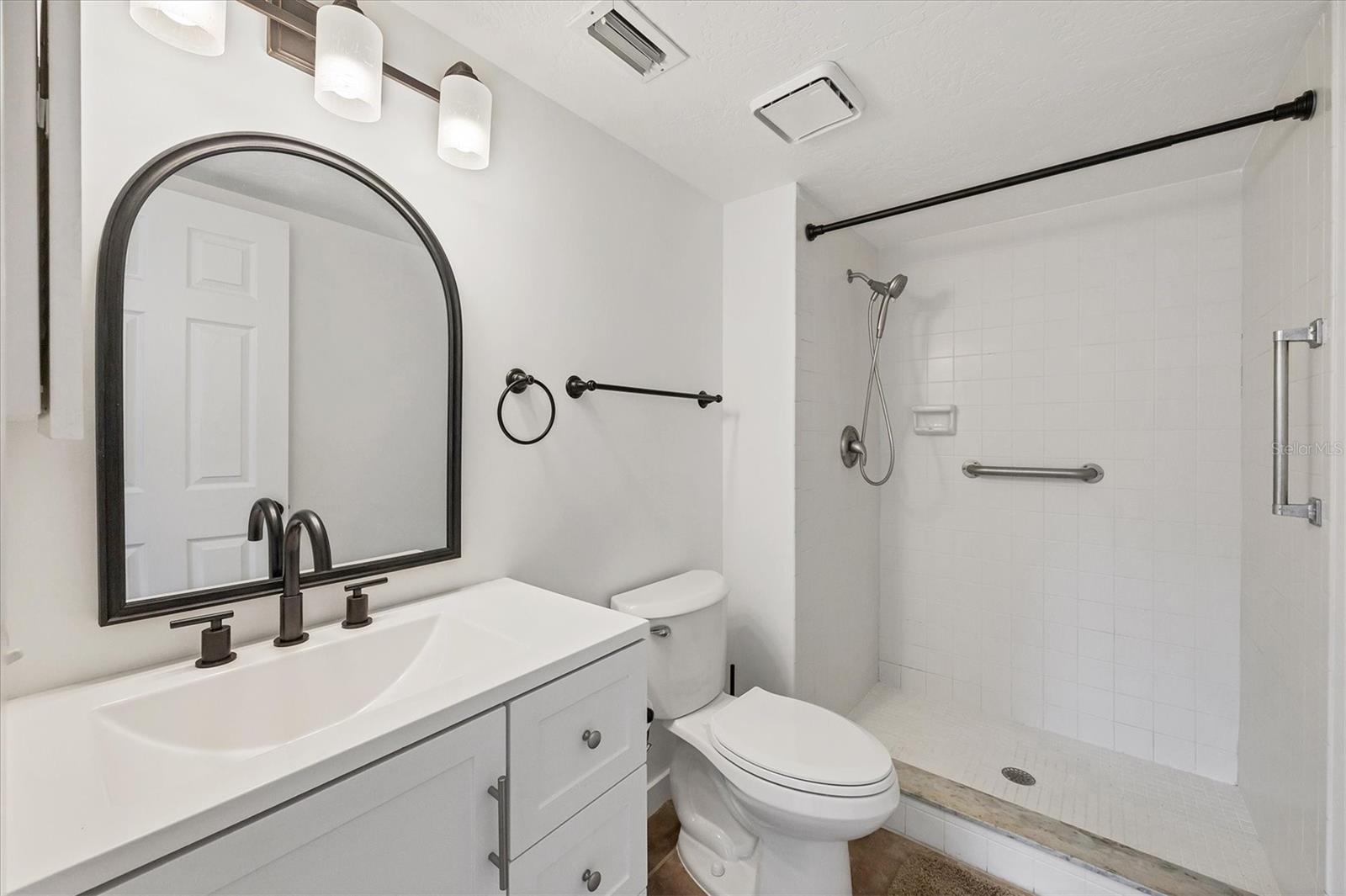 WHITAKER BAYOU - Residential Lease