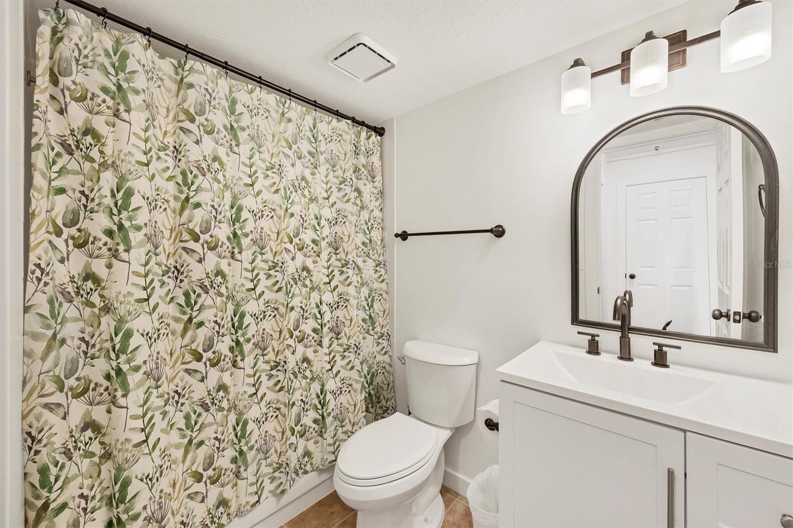 WHITAKER BAYOU - Residential Lease