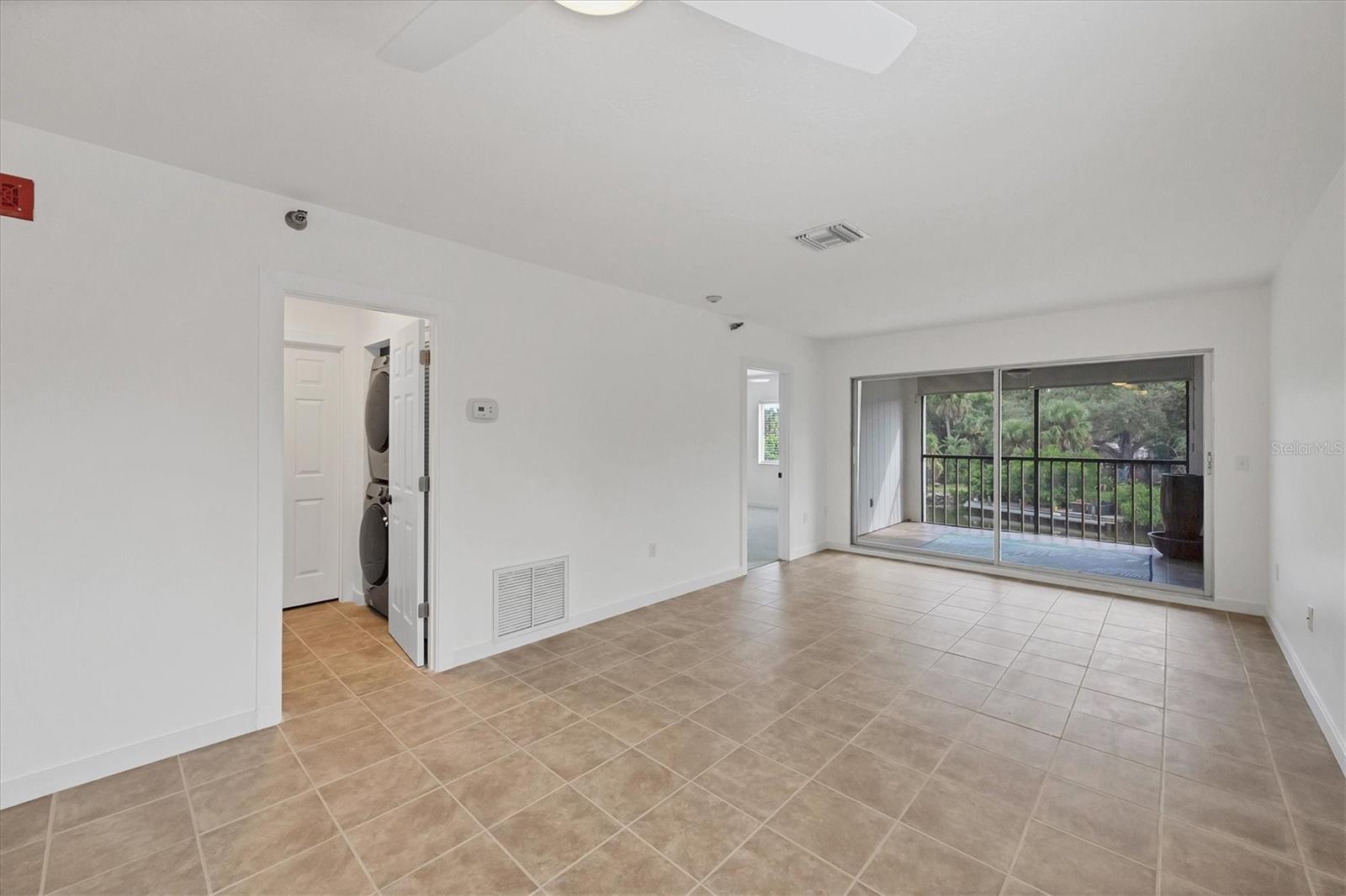 WHITAKER BAYOU - Residential Lease