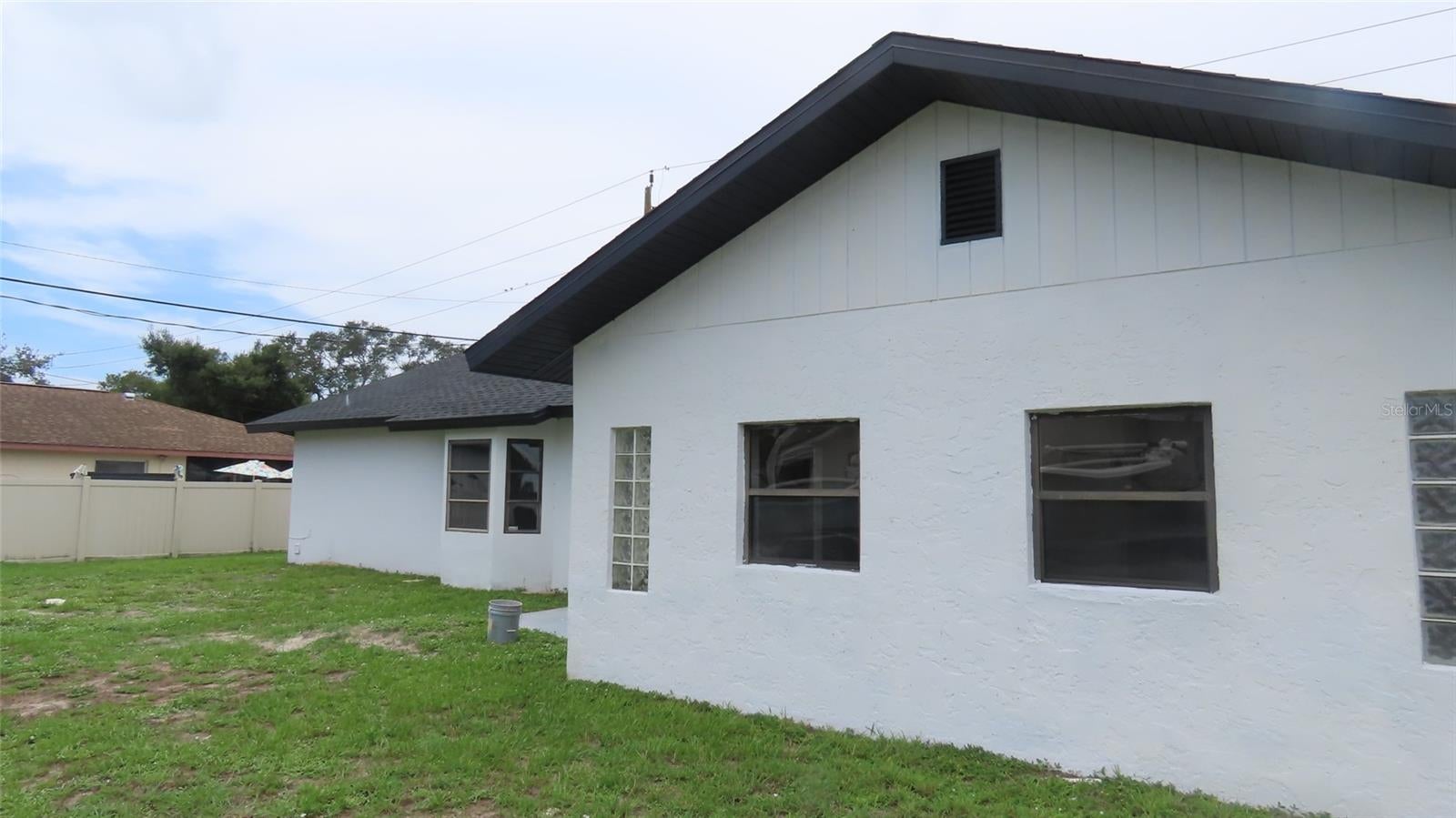 807 NECTAR ROAD