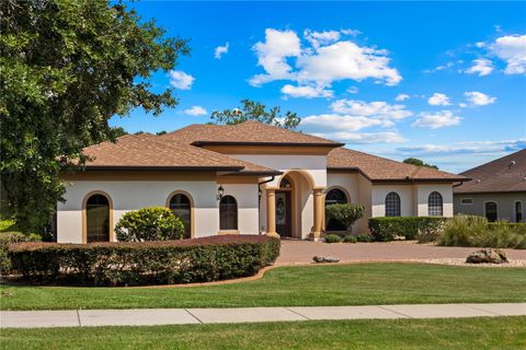 A home in LADY LAKE