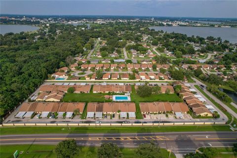 A home in WINTER HAVEN