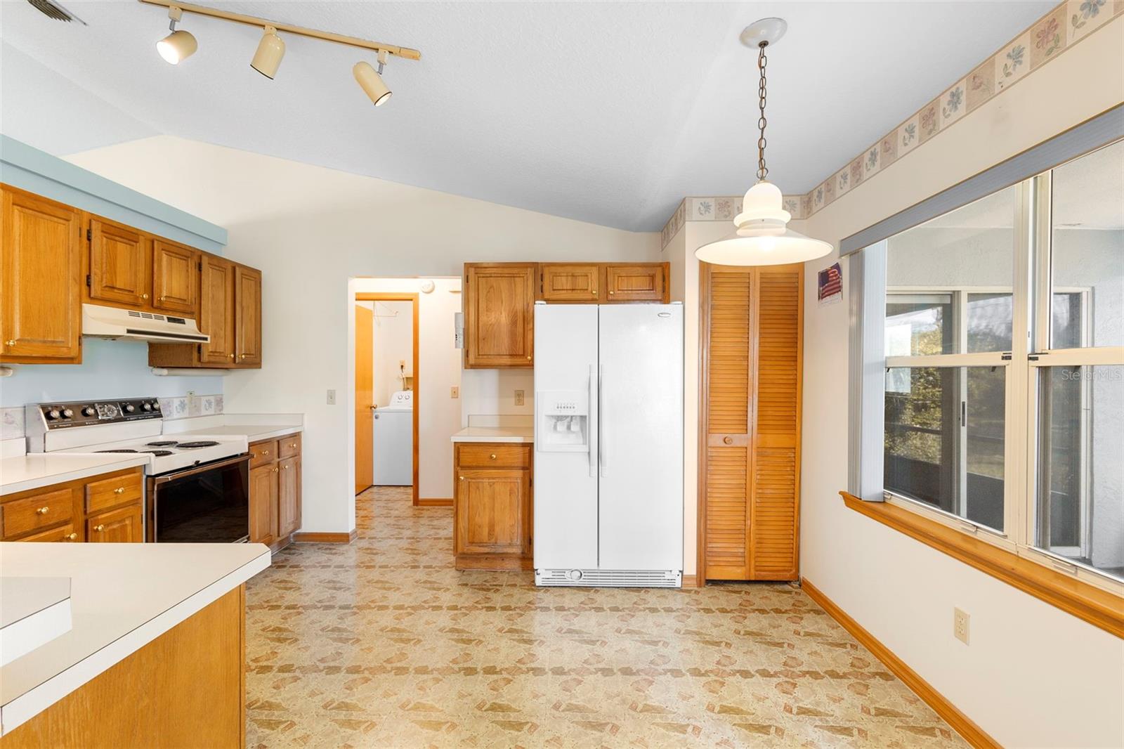 DELTONA LAKES UNIT 09 - Residential