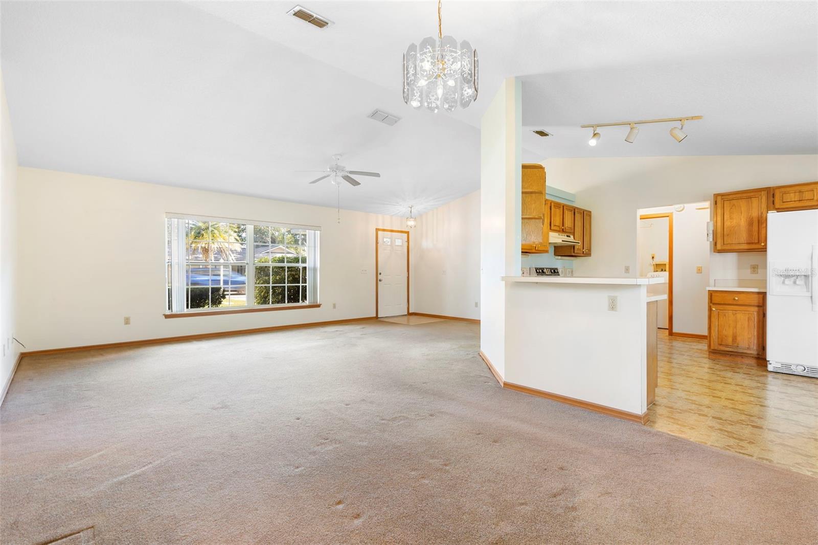 DELTONA LAKES UNIT 09 - Residential
