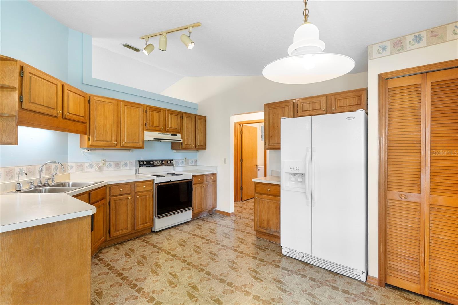 DELTONA LAKES UNIT 09 - Residential