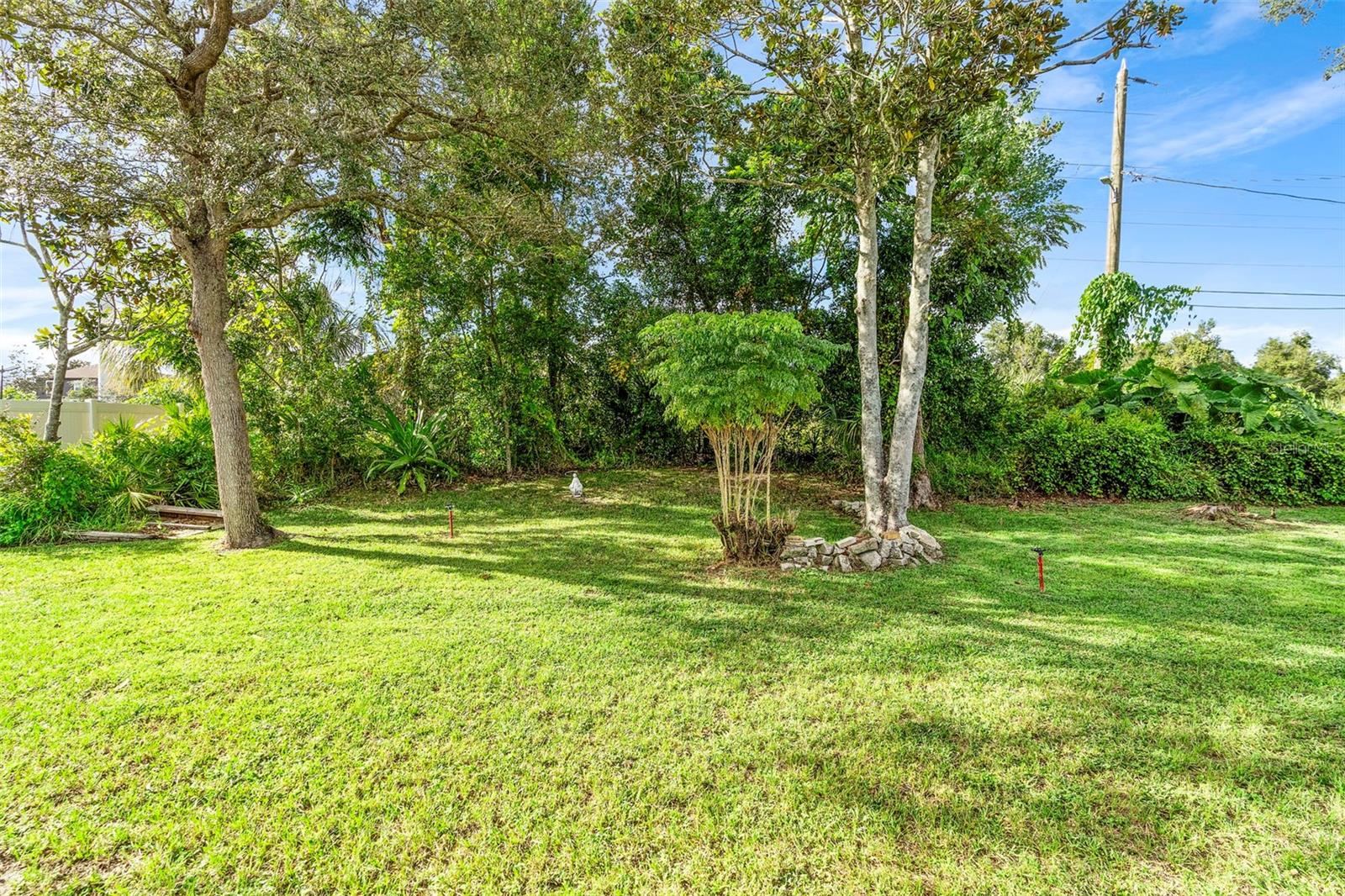 DELTONA LAKES UNIT 09 - Residential