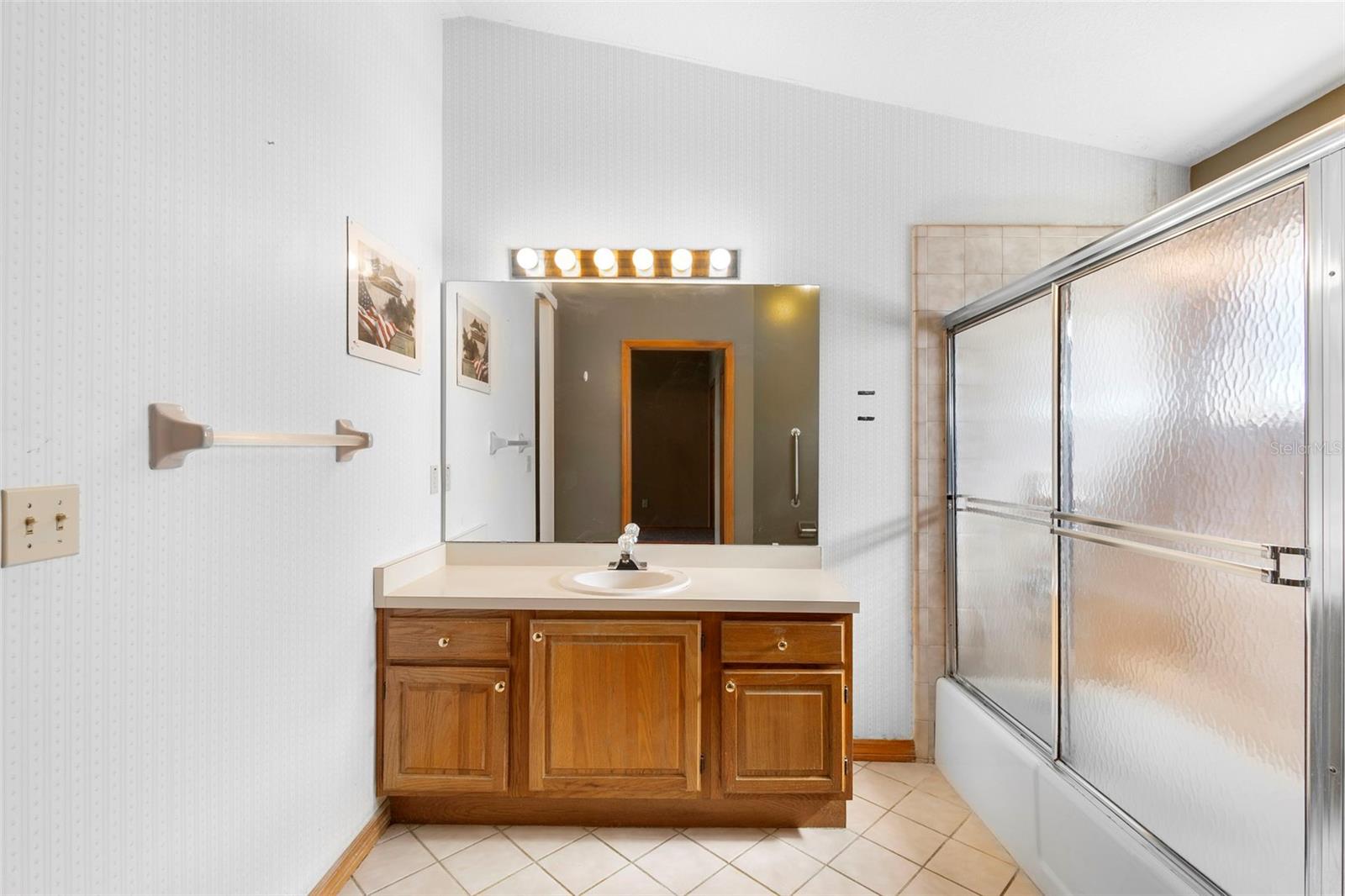 DELTONA LAKES UNIT 09 - Residential