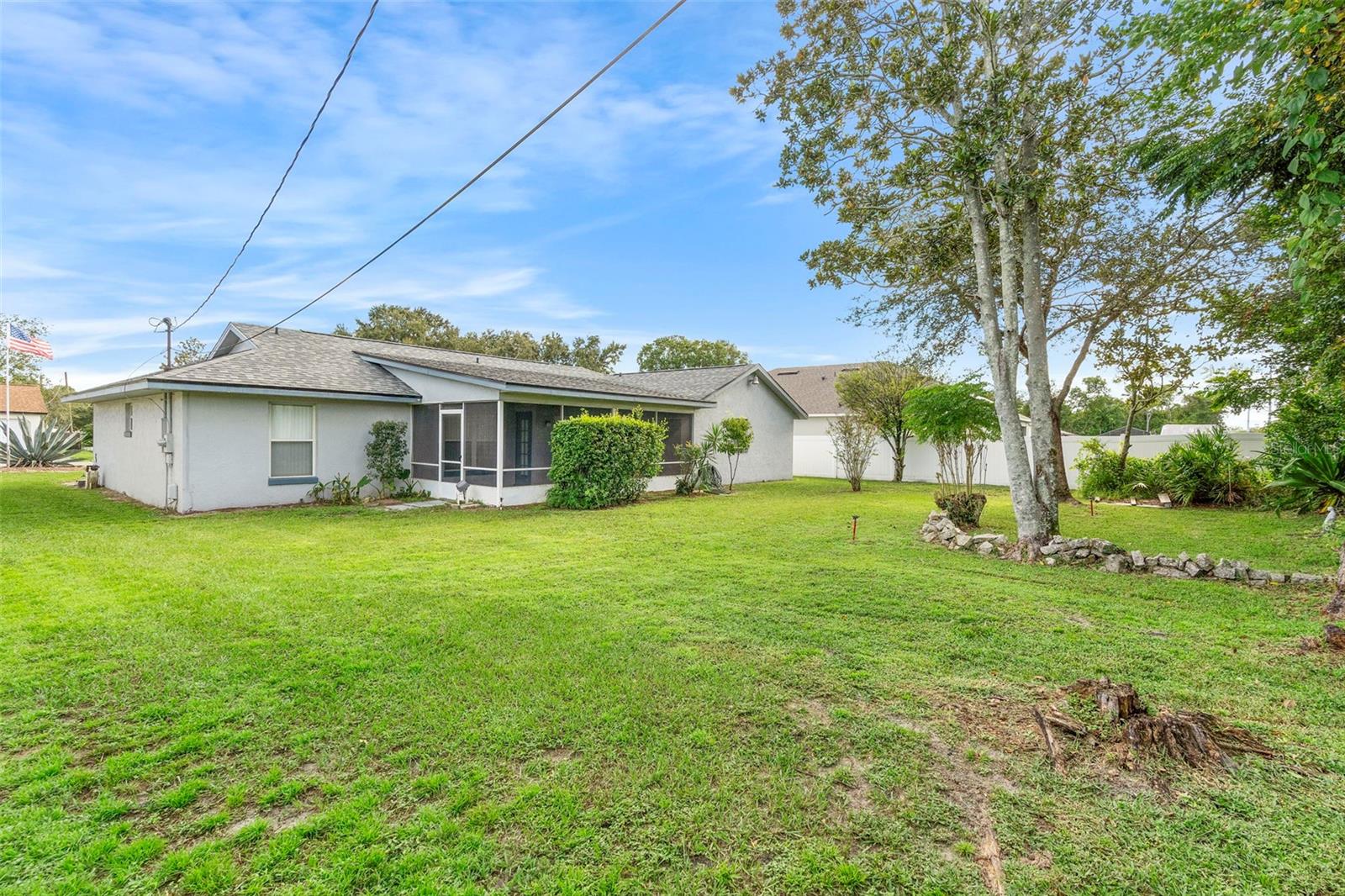 DELTONA LAKES UNIT 09 - Residential