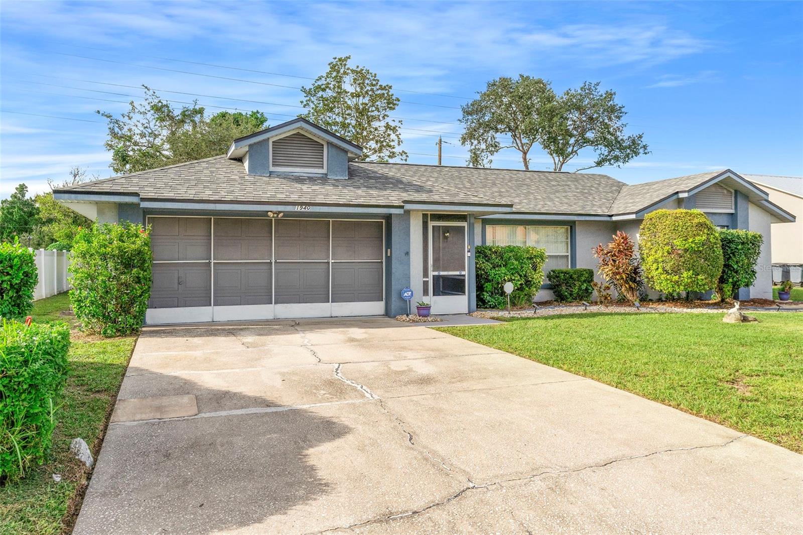 DELTONA LAKES UNIT 09 - Residential