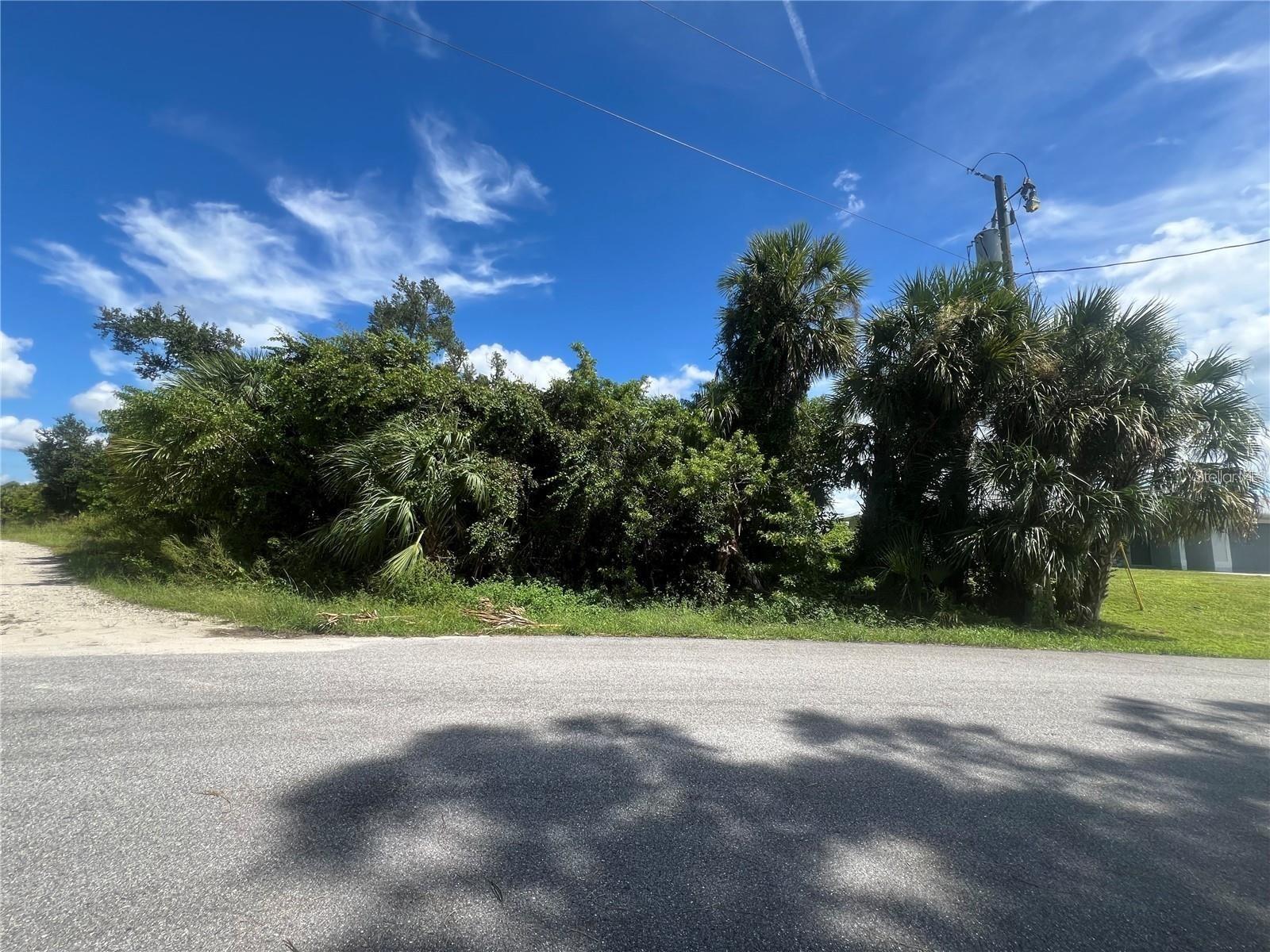 PORT CHARLOTTE SUB 37 - Land
