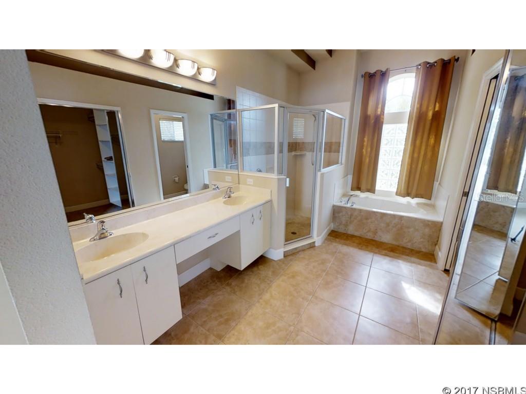 Breakaway Tr Ph 03 Unit 2B - Residential