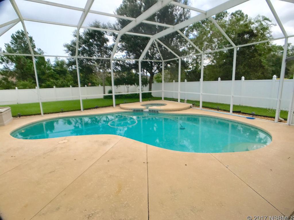 Breakaway Tr Ph 03 Unit 2B - Residential