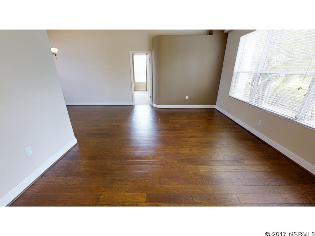 Breakaway Tr Ph 03 Unit 2B - Residential