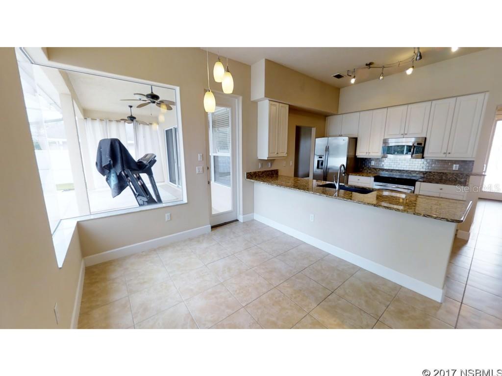 Breakaway Tr Ph 03 Unit 2B - Residential