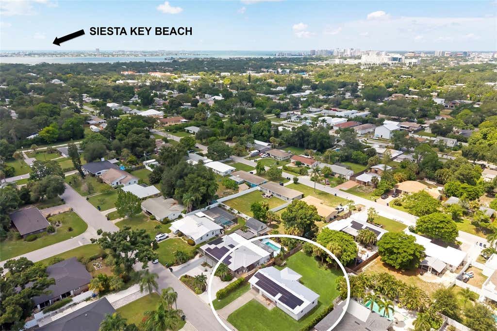 Photo of 2253 Goldenrod Street, Sarasota, FL 34239 (MLS # A4703724)