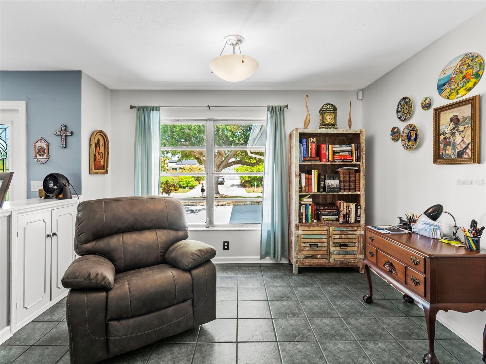 VENICE GARDENS - Residential