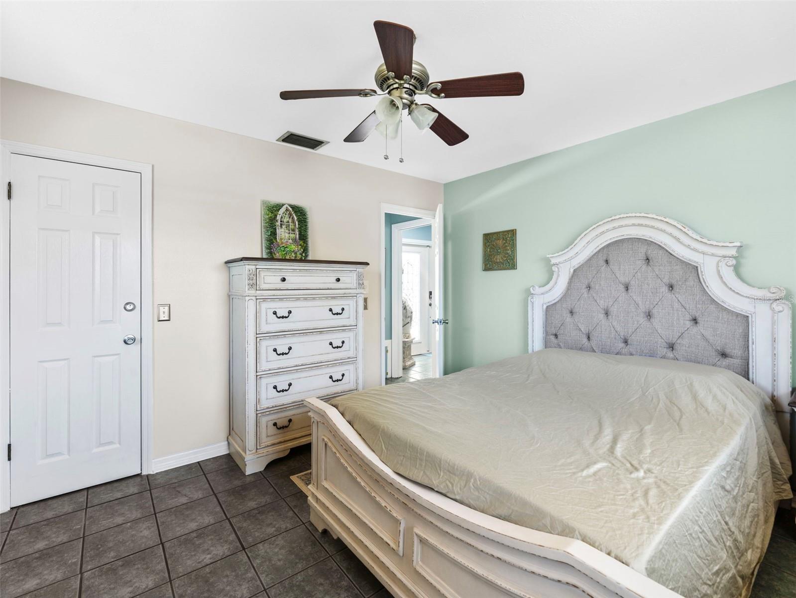 VENICE GARDENS - Residential