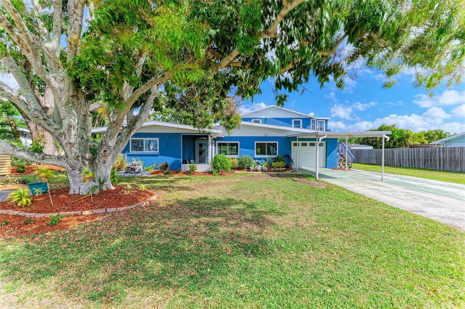 MANALEE - Residential