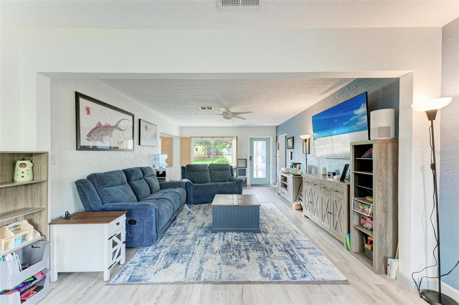 MANALEE - Residential