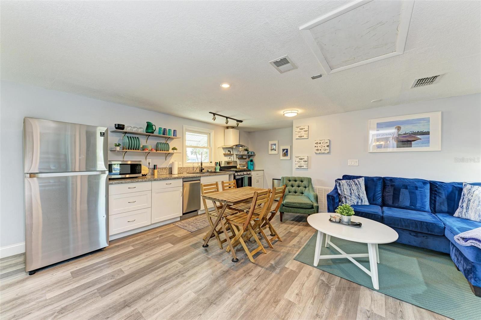 MANALEE - Residential