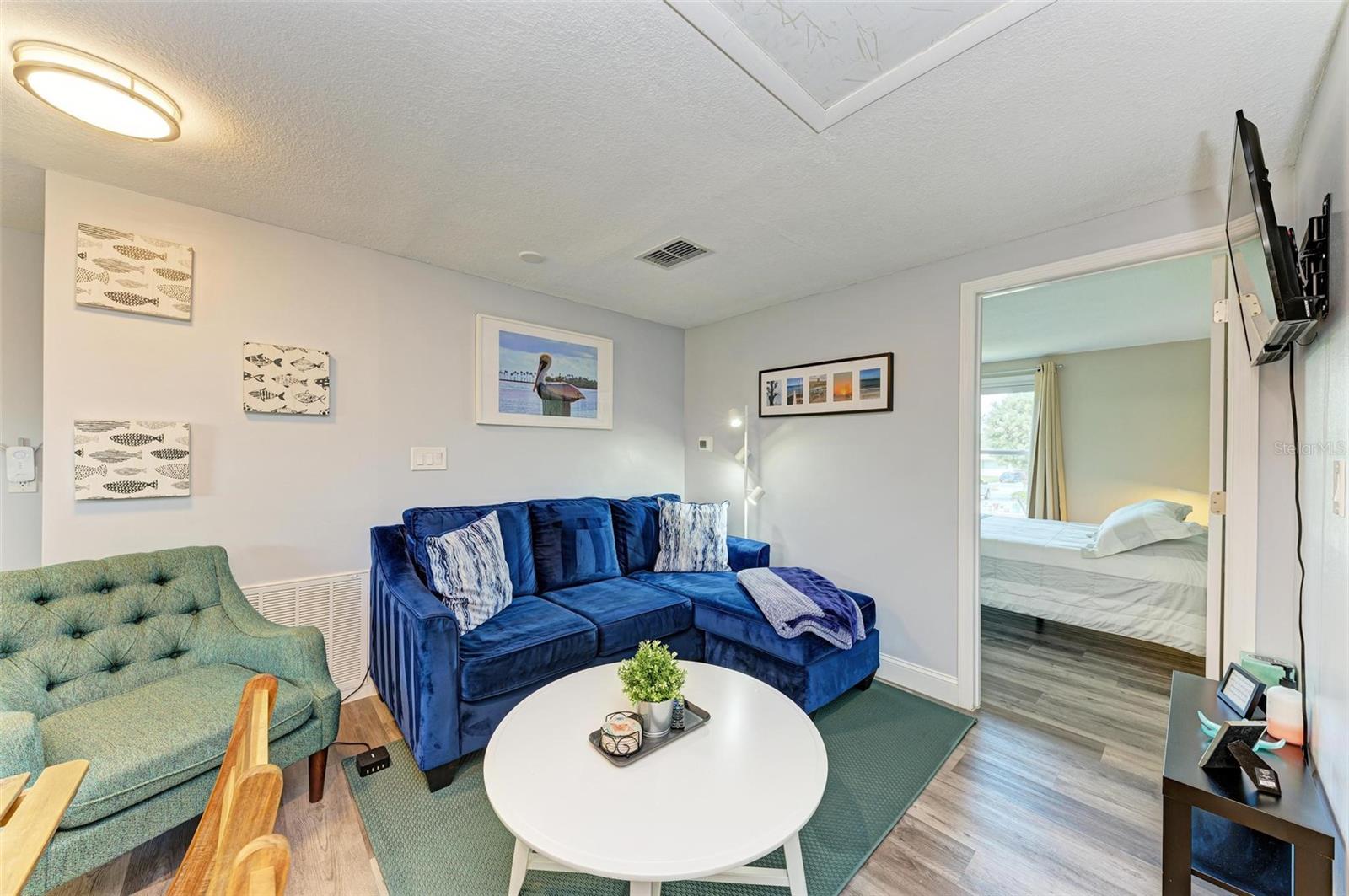 MANALEE - Residential