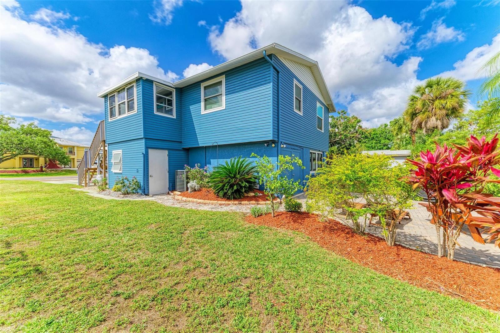 MANALEE - Residential