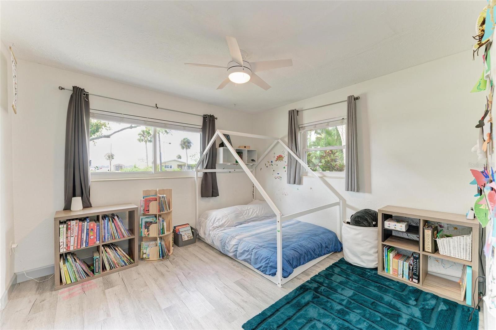 MANALEE - Residential