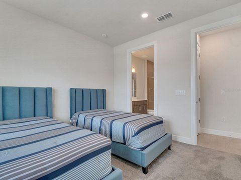 Tiny photo for 4532 Gliding Wave Street, Winter Garden, FL 34787 (MLS # S5134888)