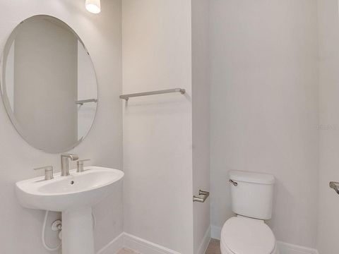 Tiny photo for 4532 Gliding Wave Street, Winter Garden, FL 34787 (MLS # S5134888)