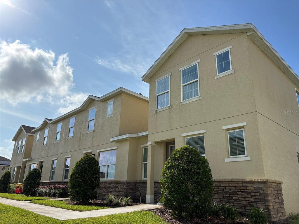 Photo of 193 Holly Village Drive, Davenport, FL 33837 (MLS # O6441727)
