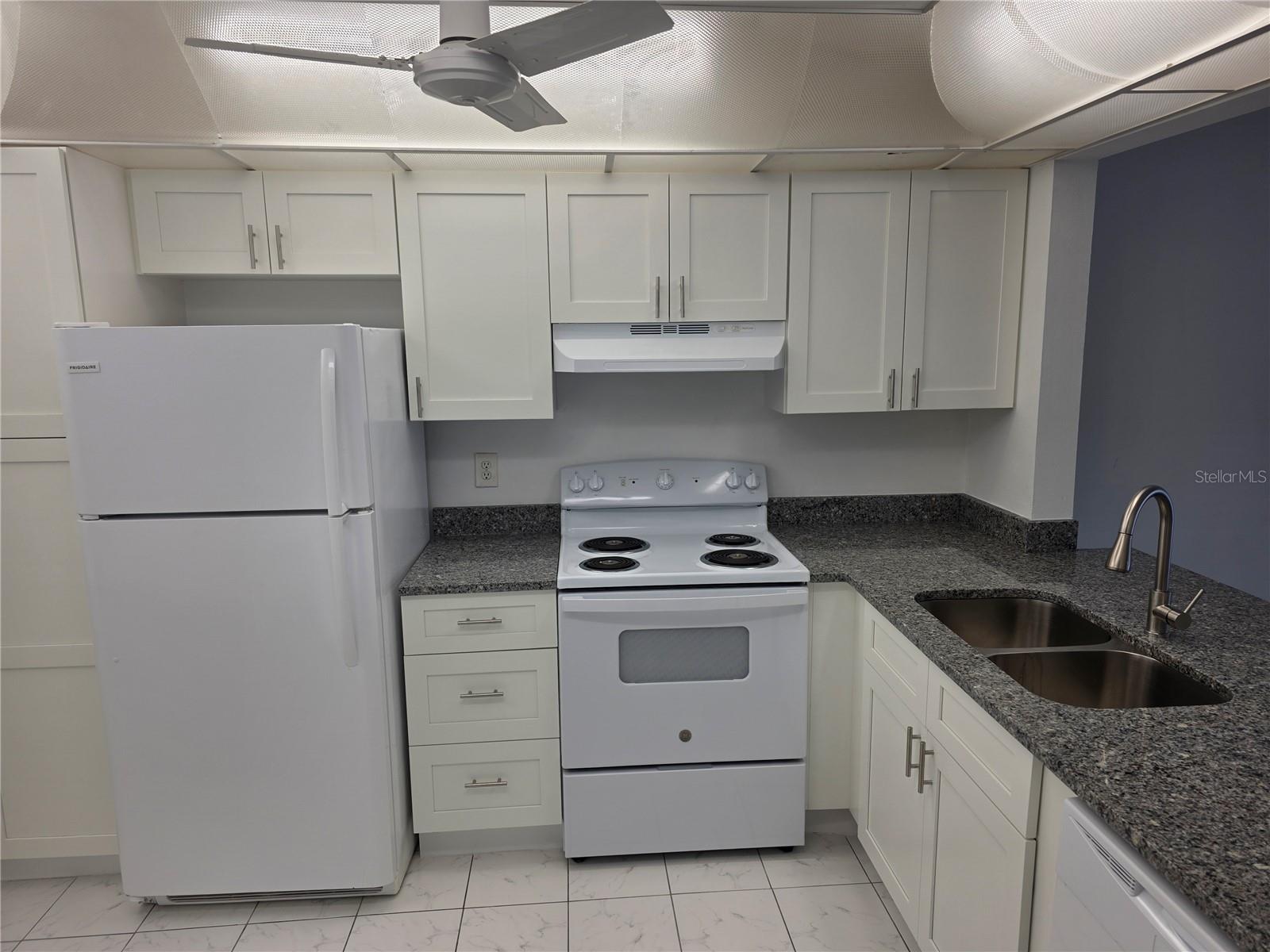 14130 ROSEMARY LANE 2208