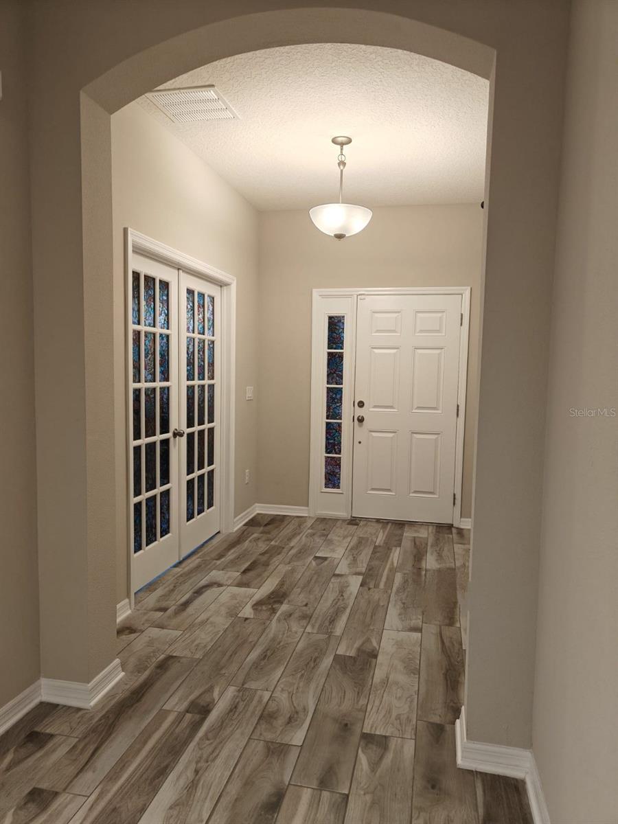 ORANGE CREEK - Residential Lease